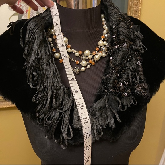 Faux fur collar - Picture 5 of 7